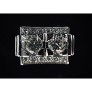 Ring In 18k White Gold Set With Two Brilliants 0.57 And 0.58 Carat