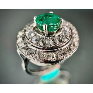 XIX Century Ring With 1 Emerald Of 1.27 Carats And 1.35 Carats Of Diamonds
