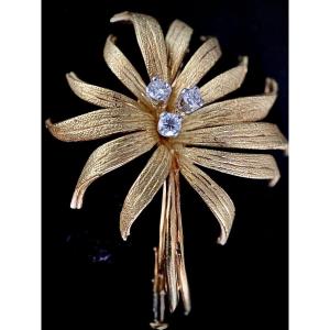 Broche En Platine Et Or Jaune 18 Carats Sertie De 3 Diamants