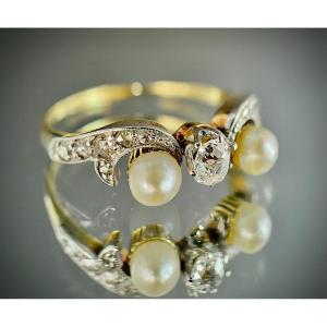 Art Nouveau Ring Fleur De Lys Decor Set With Fine Pearls And Old Cut Diamond