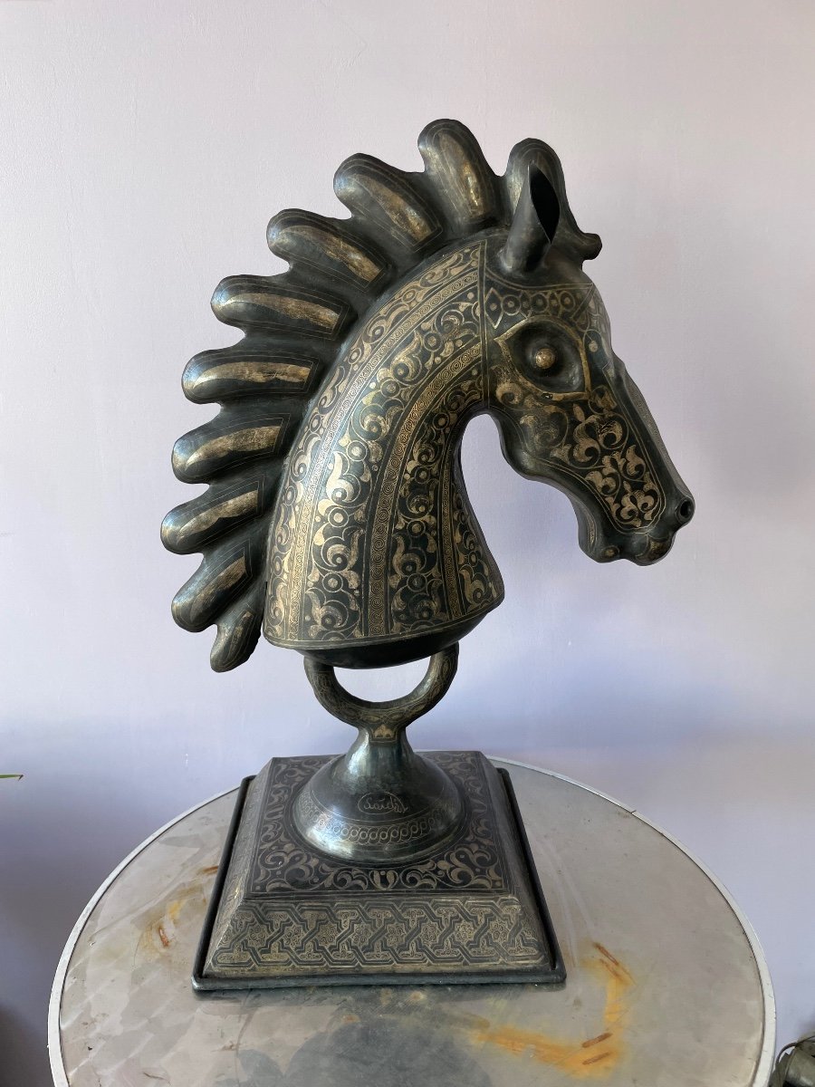 Important Metal Horse Head-photo-3