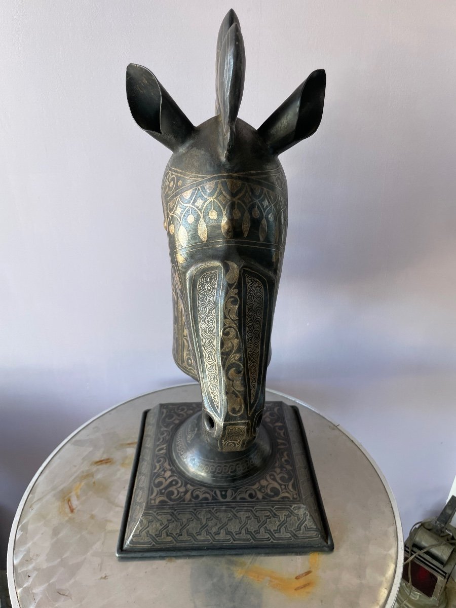 Important Metal Horse Head-photo-1