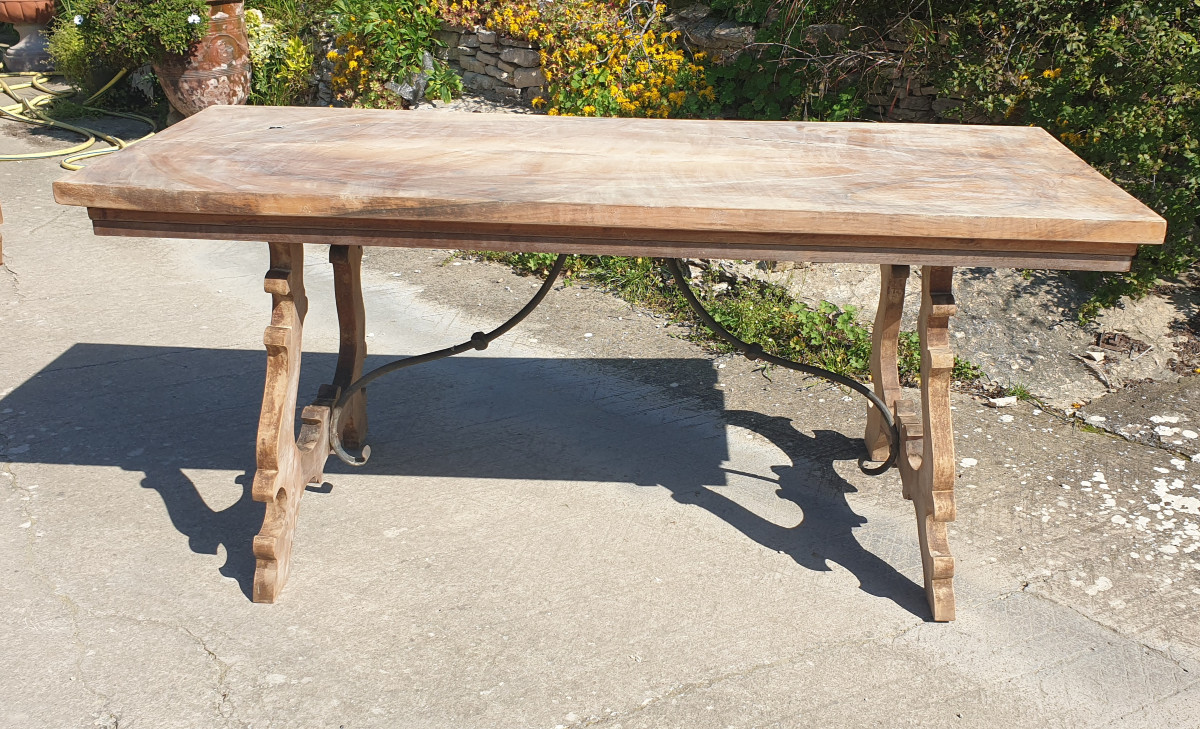 Spanish Table-photo-1