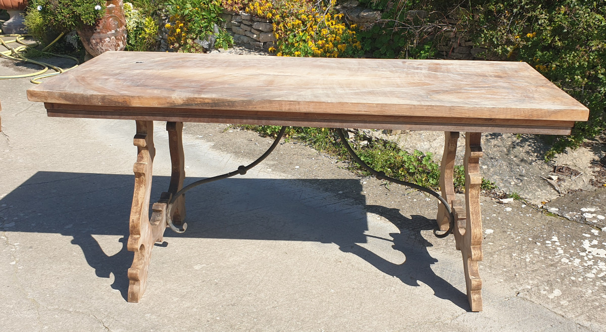Spanish Table