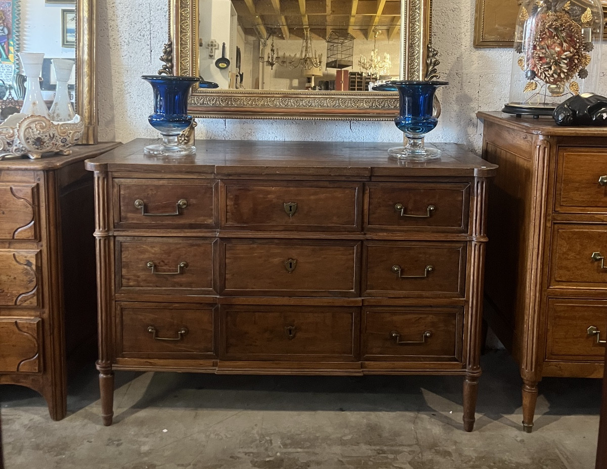 Louis XVI Chest Of Drawers