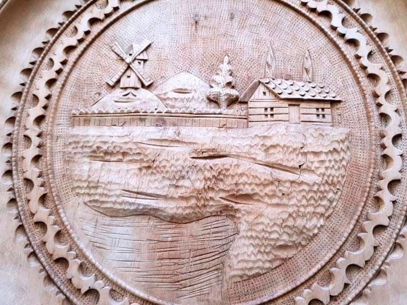 Decorative Plate In Carved Wood. Russia XIX. D-40cm. -photo-3
