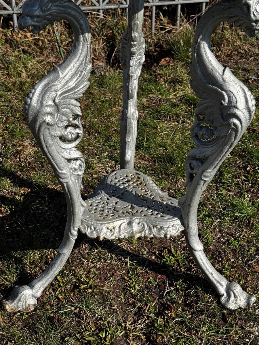 GUERIDON EN FONTE AVEC GRIFFONS ET DESSUS EN MARBRE-photo-3