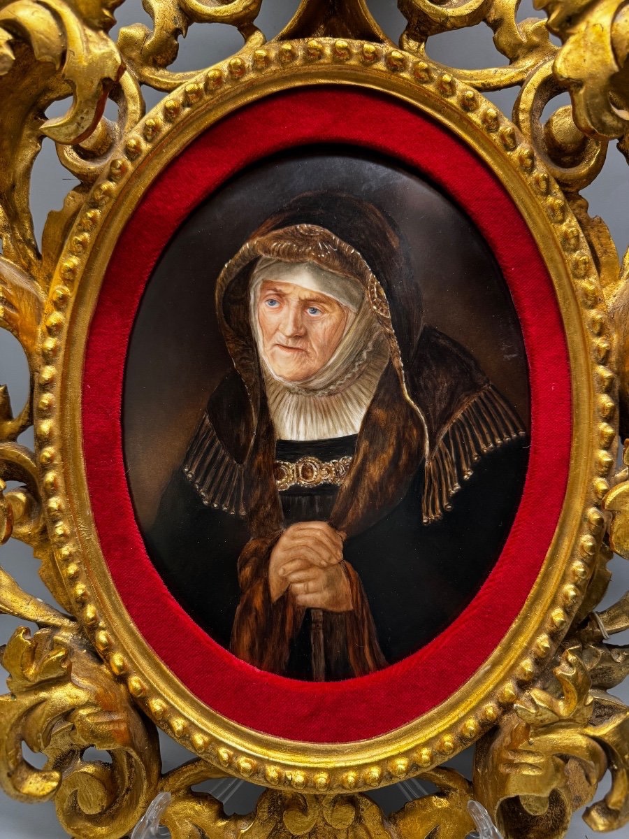 Porcelain painting in a carved and gilded wooden frame -photo-2