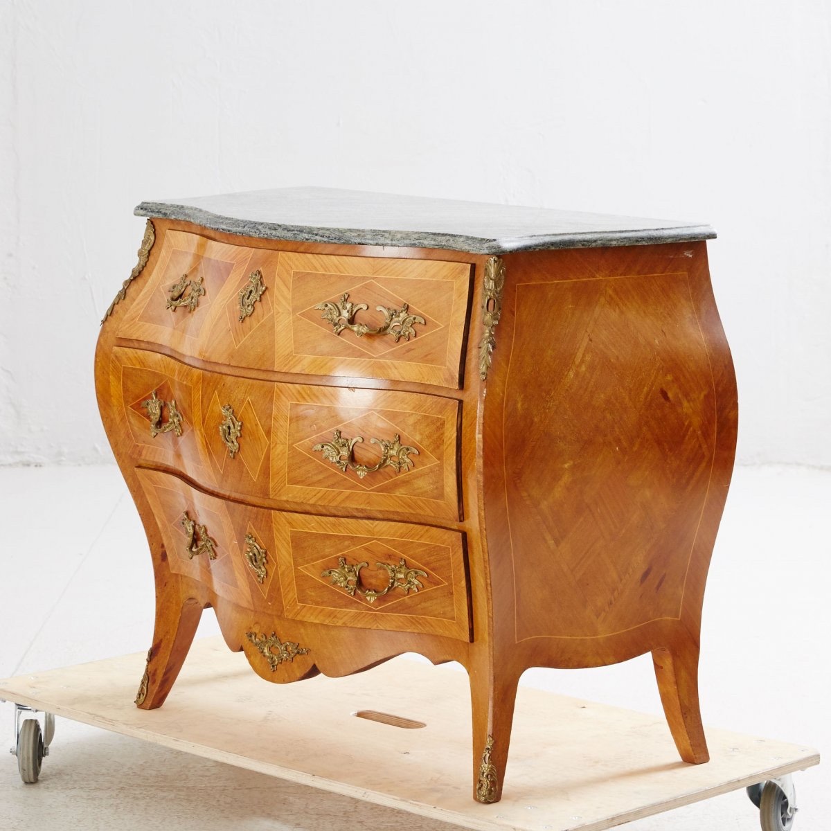 Dresser With Marquetry. Early 20th Century-photo-2