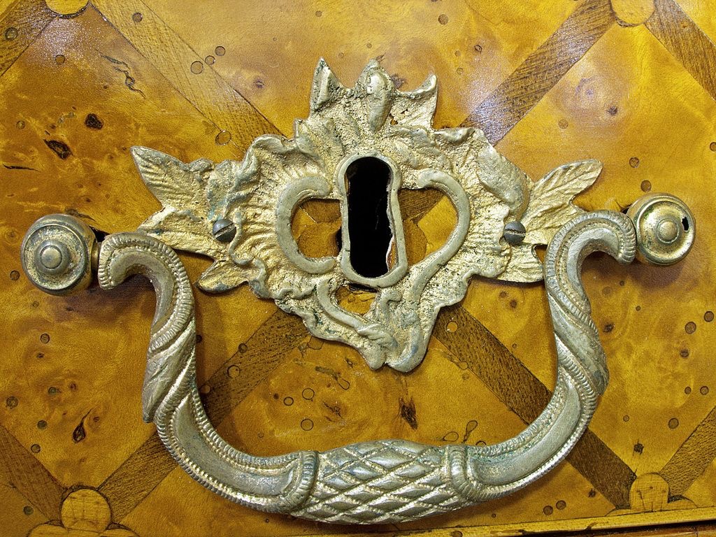 Russia. Secretarie. Karelian Birch, 1760-1770-photo-2