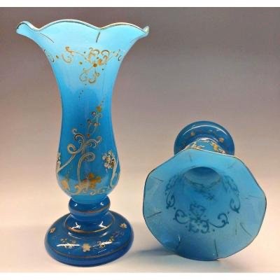 PAIRE DE VASES EN VERRE OPALE BLEU-photo-2