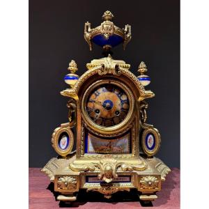 Clock With Porcelain Medallions. H-41cm