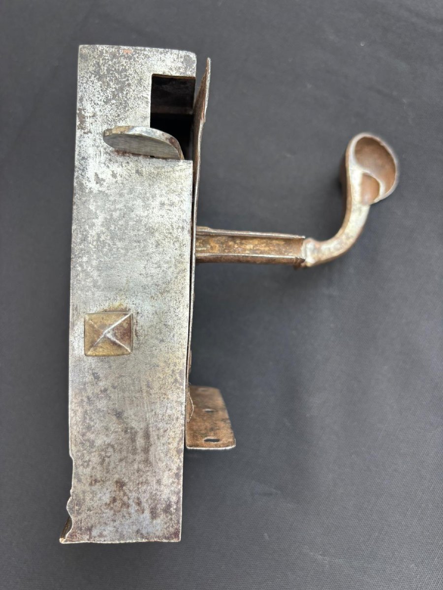 serrure allémanique et sa clé début du 18eme siècle-photo-3