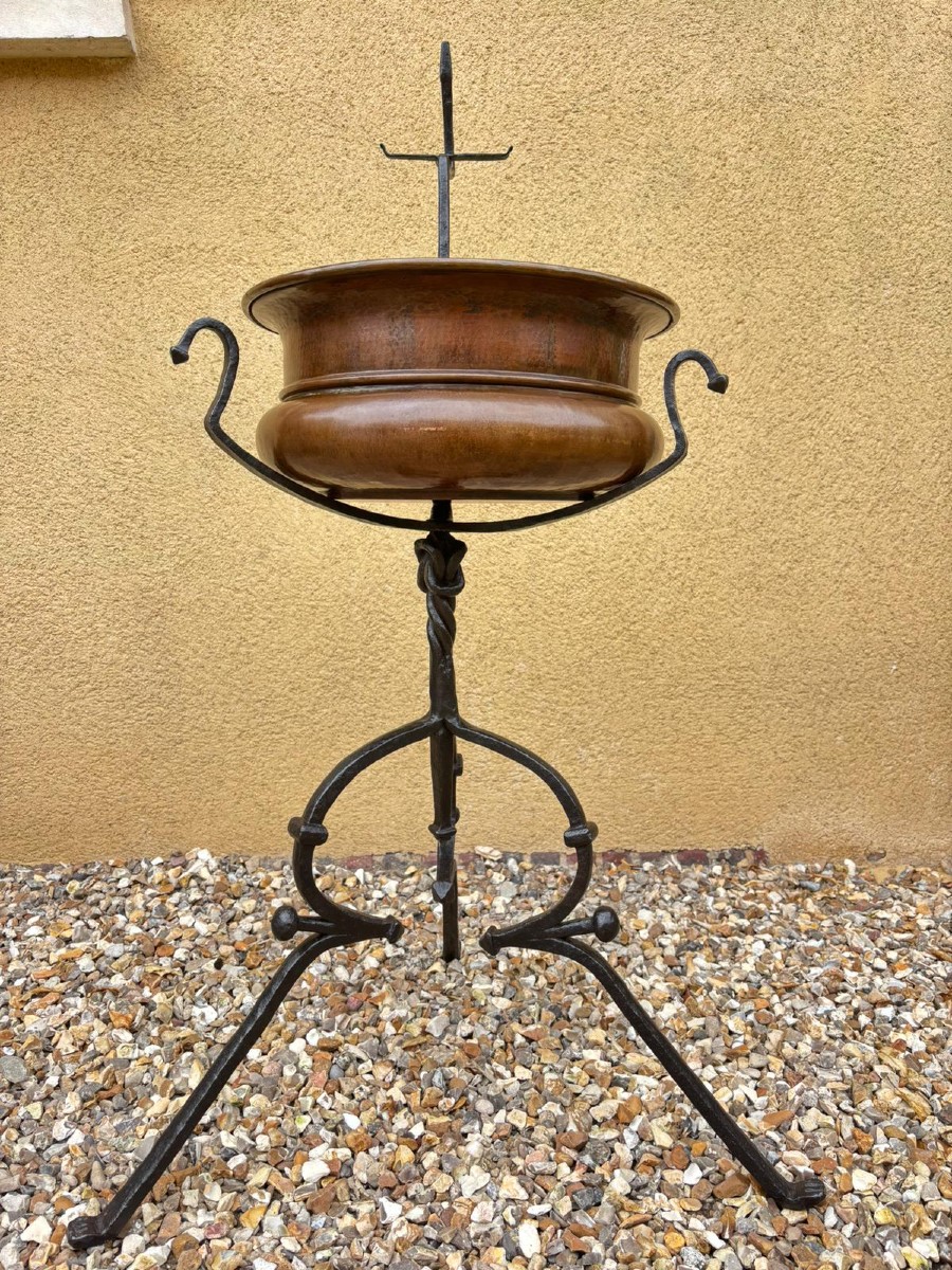 Wrought Iron Washstand Foot, Italy Or Southern France, 15th Century 