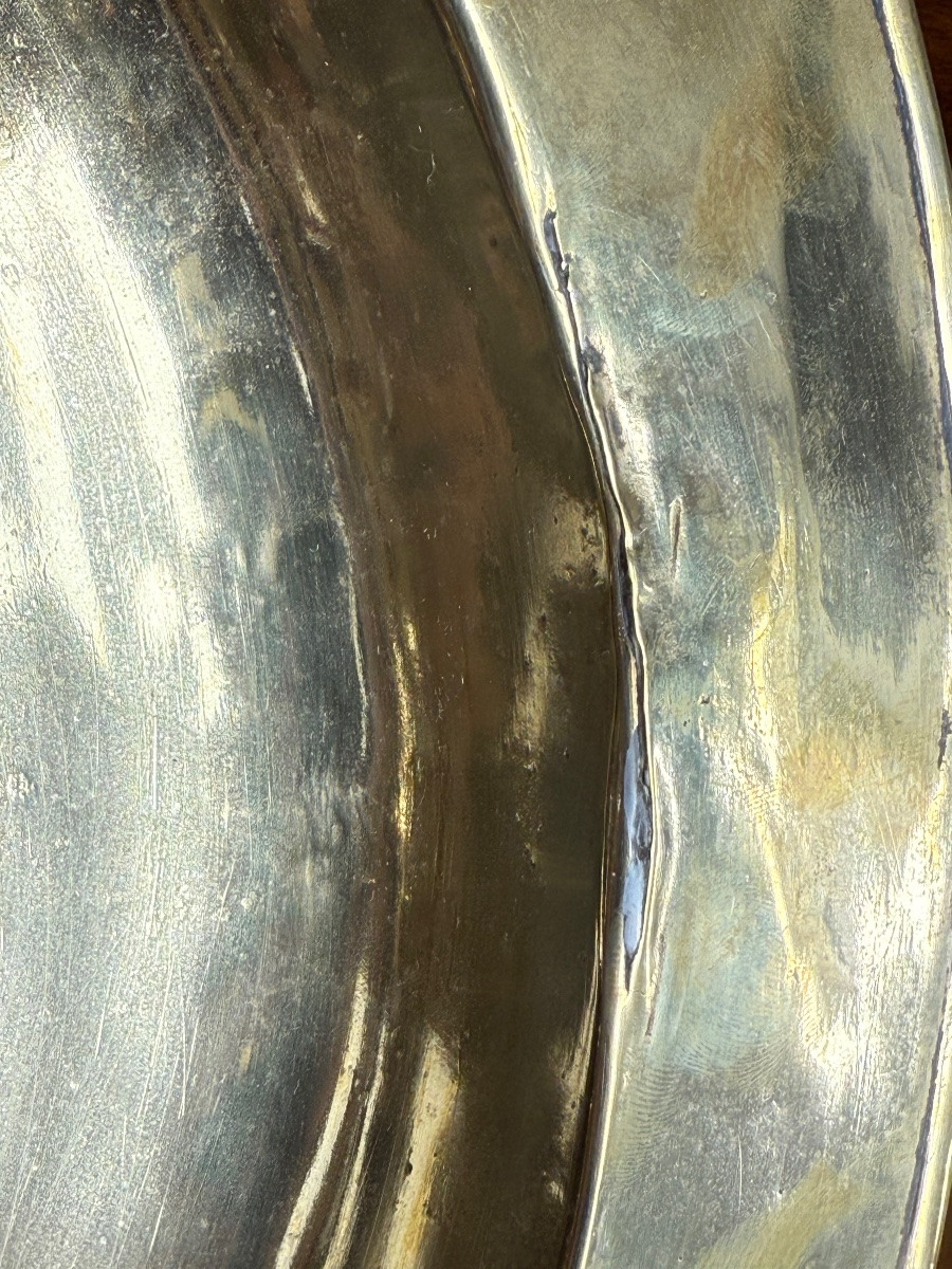 Rare plat à offrande en laiton, Nuremberg, vers 1500-photo-1