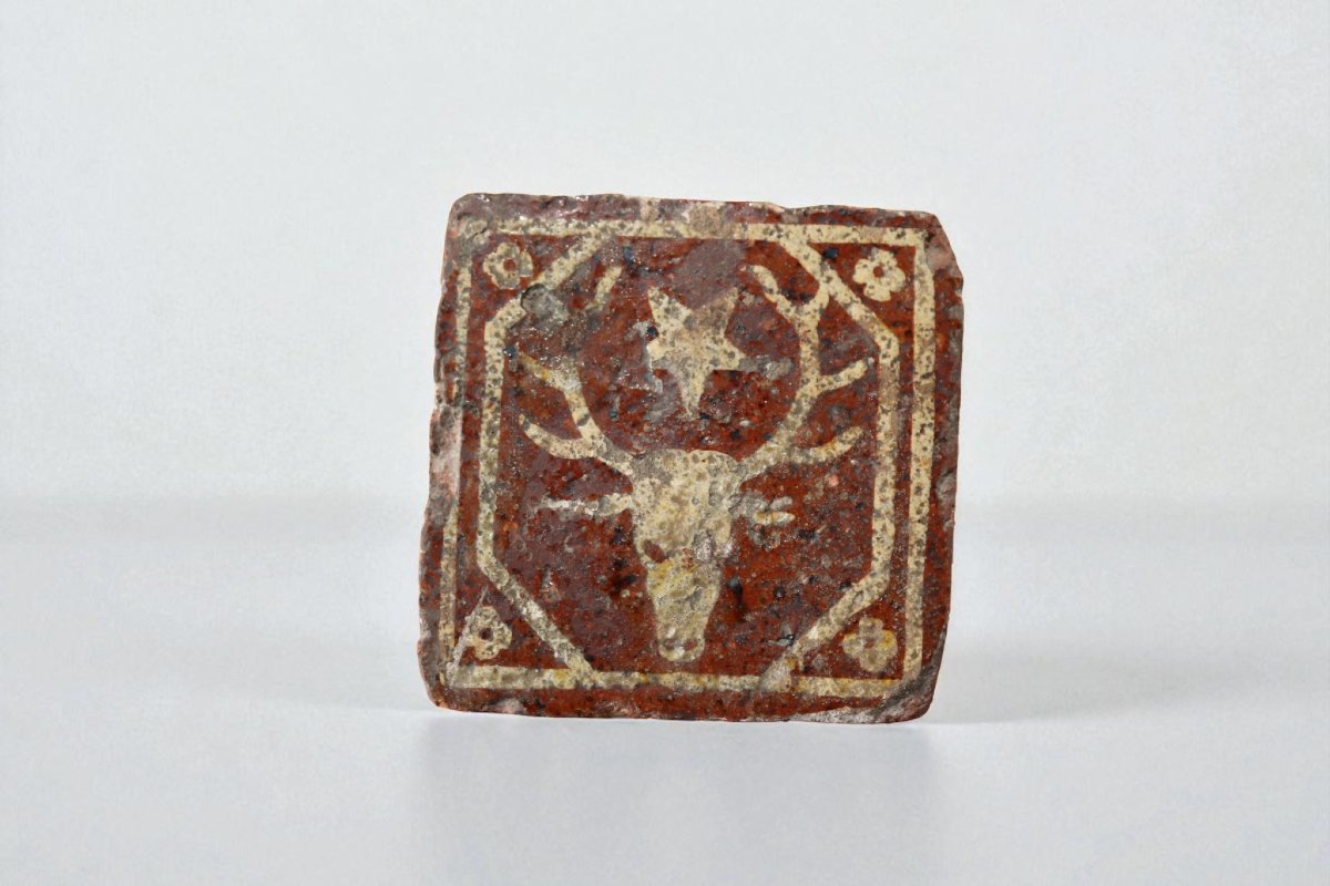 Carreaux Terre Cuite Vernissée XVII – Armoiries de Pierre de Nivelle, abbé de Cîteaux -photo-2