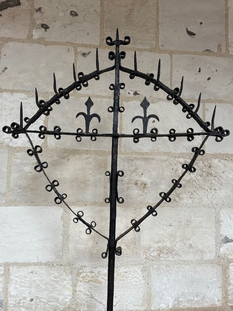 Couronne de lumière en fer forgé, Flandres, milieu du XVIe siècle -photo-2