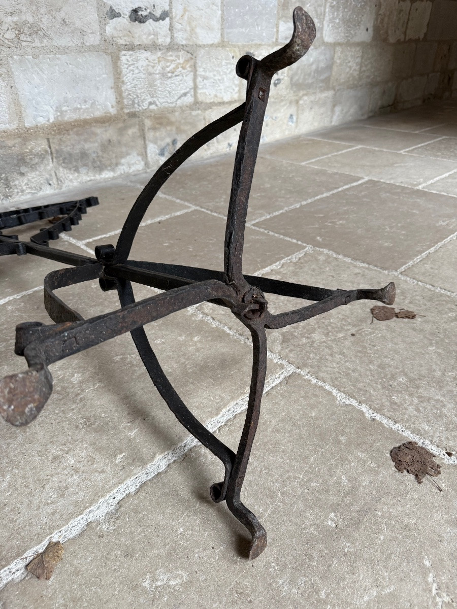 Couronne de lumière en fer forgé, Flandres, milieu du XVIe siècle -photo-7