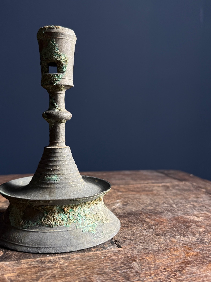 Museum - Rare Gothic Candlestick, Flanders Circa 1500 - Superb Patina-photo-3