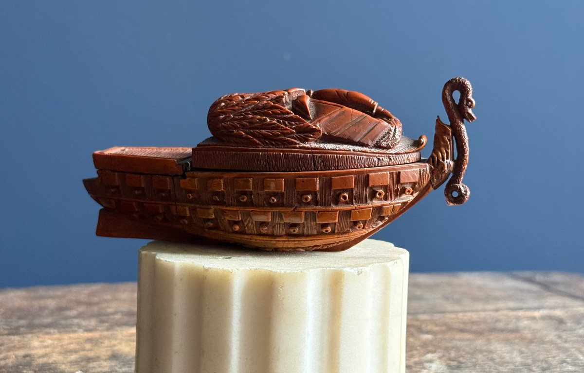 Empire - Napoleon - Tabatiere Shuttle In Corozo, France Circa 1820