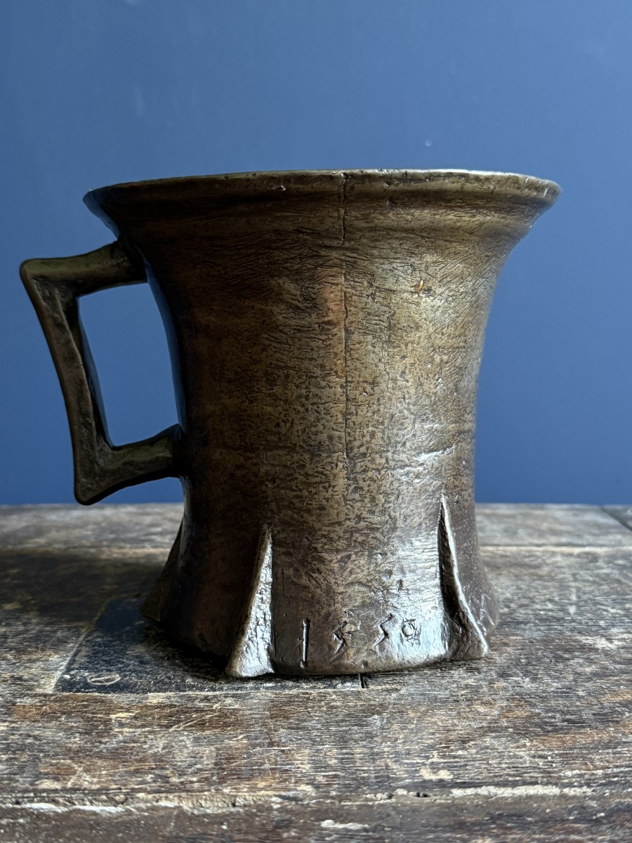 Mortier gothique en bronze, Allemagne milieu du XVIe siècle