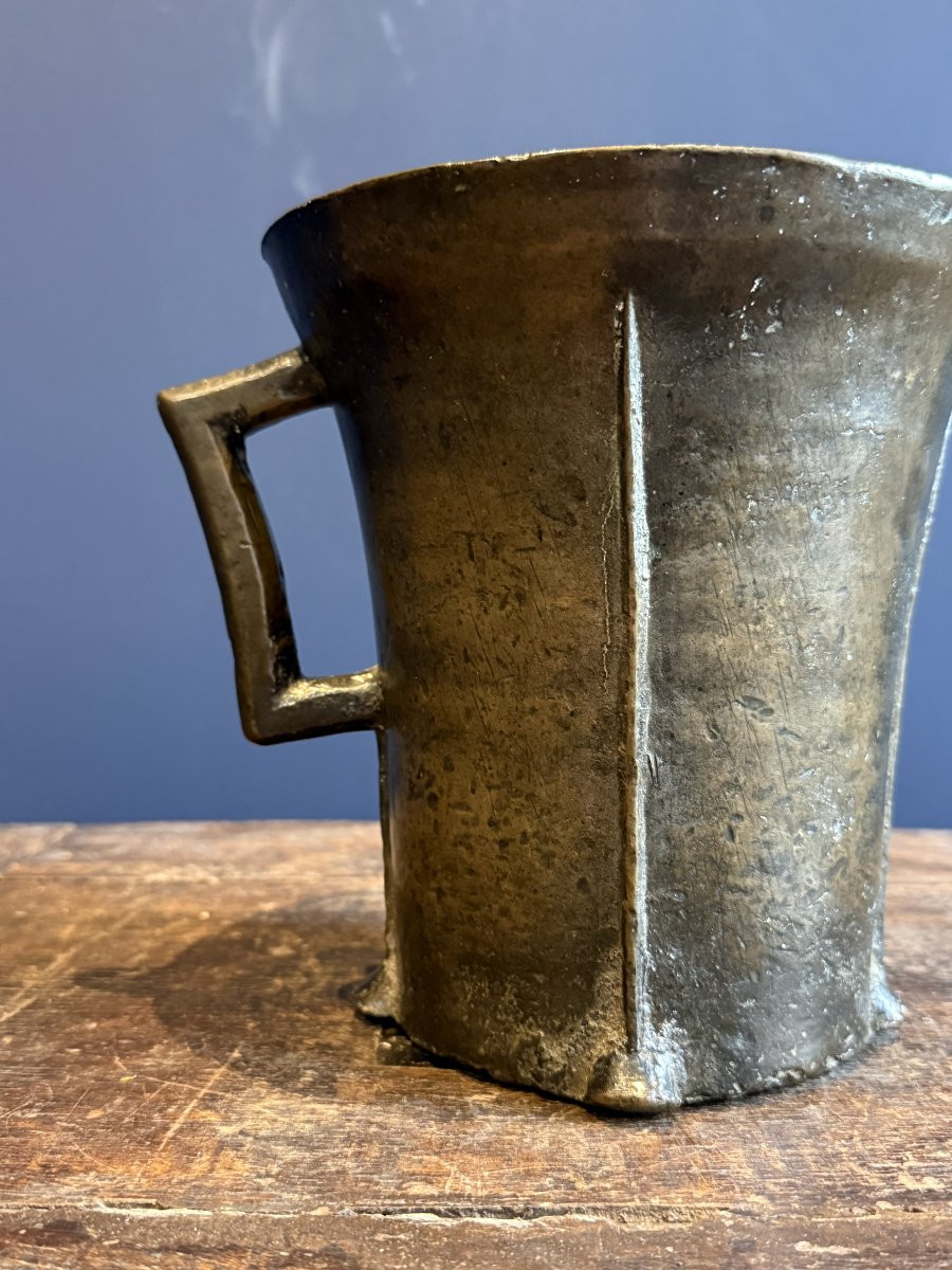 GOTHIQUE - Grand mortier en bronze d'époque gothique, Allemagne, XVe siècle-photo-3