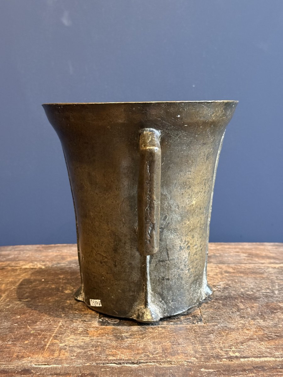GOTHIQUE - Grand mortier en bronze d'époque gothique, Allemagne, XVe siècle-photo-3