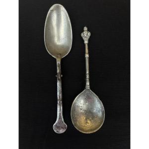 Lot de deux cuillères 16e et 18e siècle