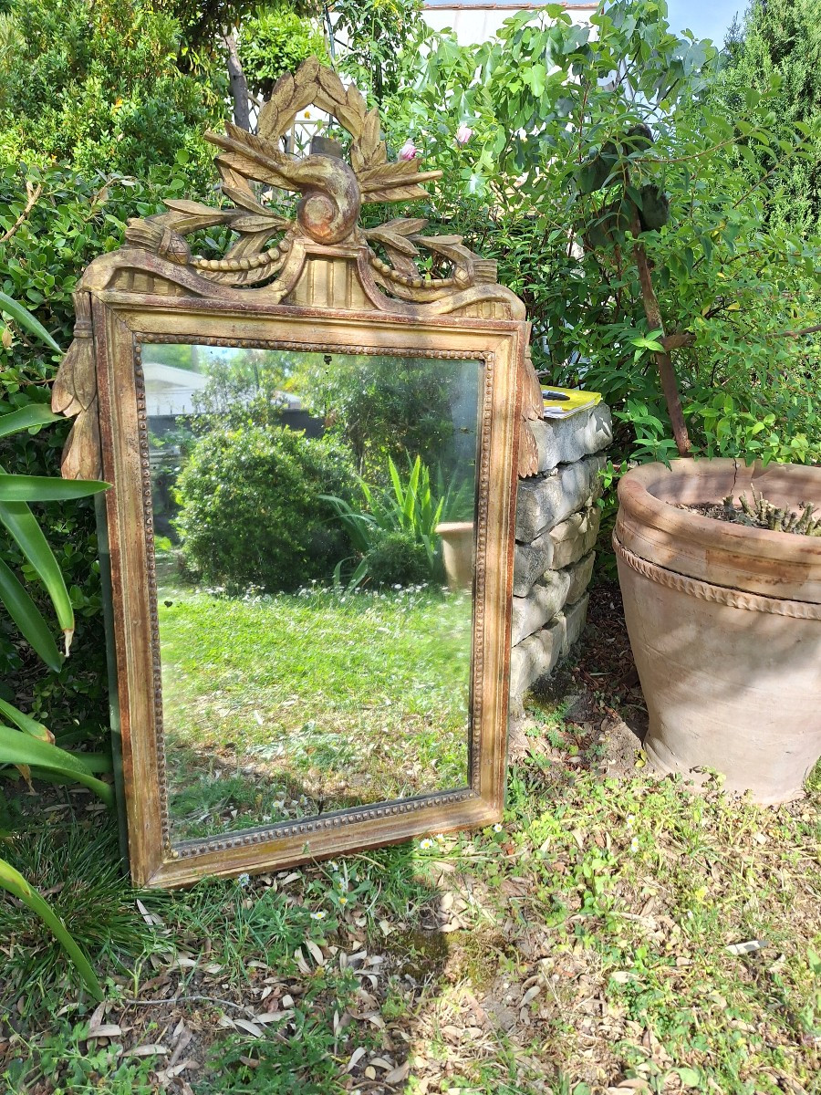 Miroir bois doré a fronton époque louis xvl