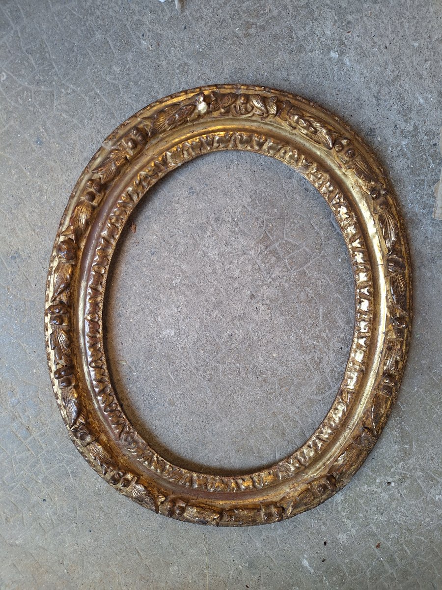 Louis XIII-style Gilded Wooden Oval Frame-photo-3