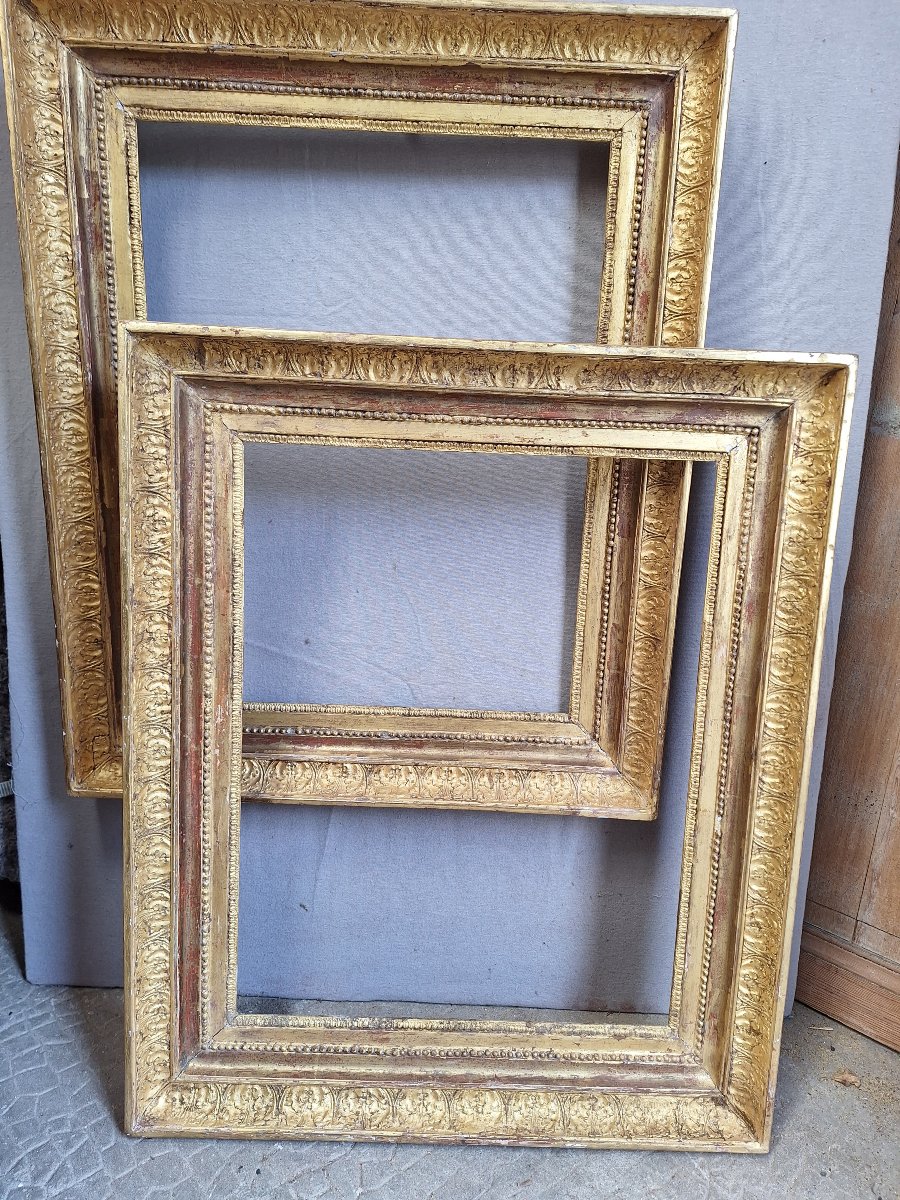 Paire de.cdres bois dore epoque louis xvi