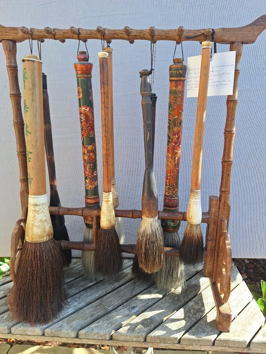 Calligraphy Brushes On A Display Stand-photo-3