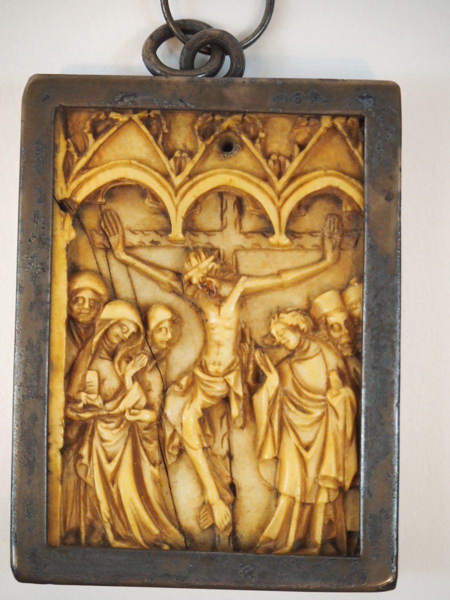 Plaque En Ivoire Représentant La Crucifixion, XIVe Siècle-photo-2
