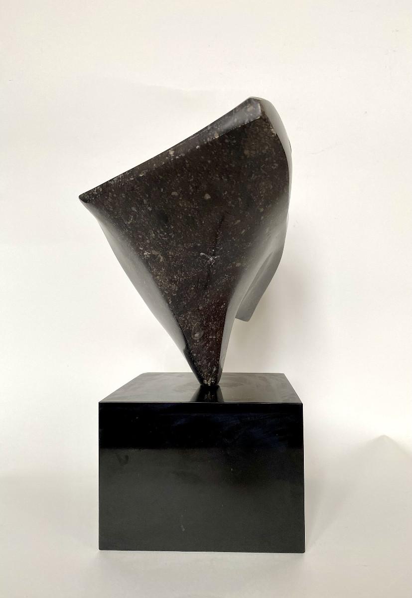 Pierre Dessaer (1953). Sculpture abstraite. Marbre. 1977.-photo-1