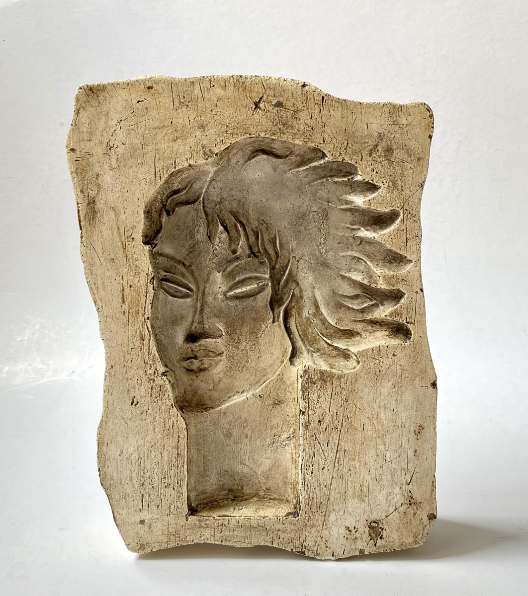 Sculpture. Studio Plaster. "face". Mold. 1940s-1950s.