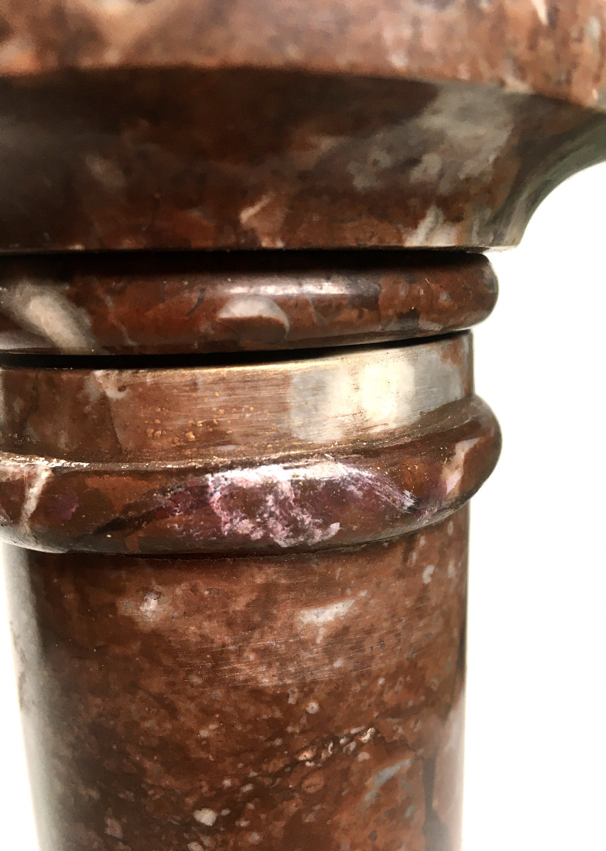 Paire de colonne en marbre rouge. -photo-1