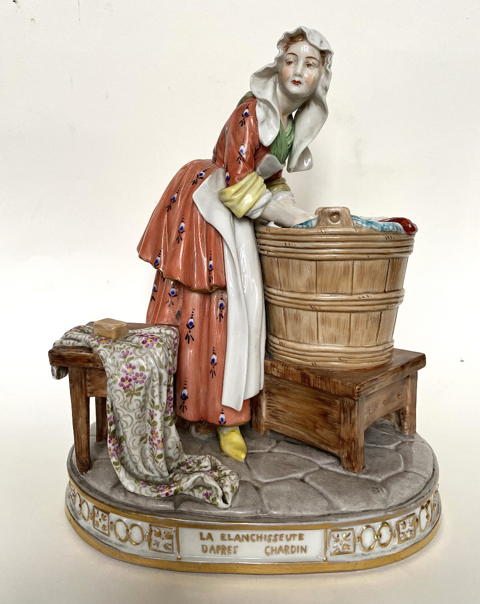 Porcelaine de Volkstedt (Allemagne) "La blanchisseuse" d'après Jean Siméon  Chardin. 