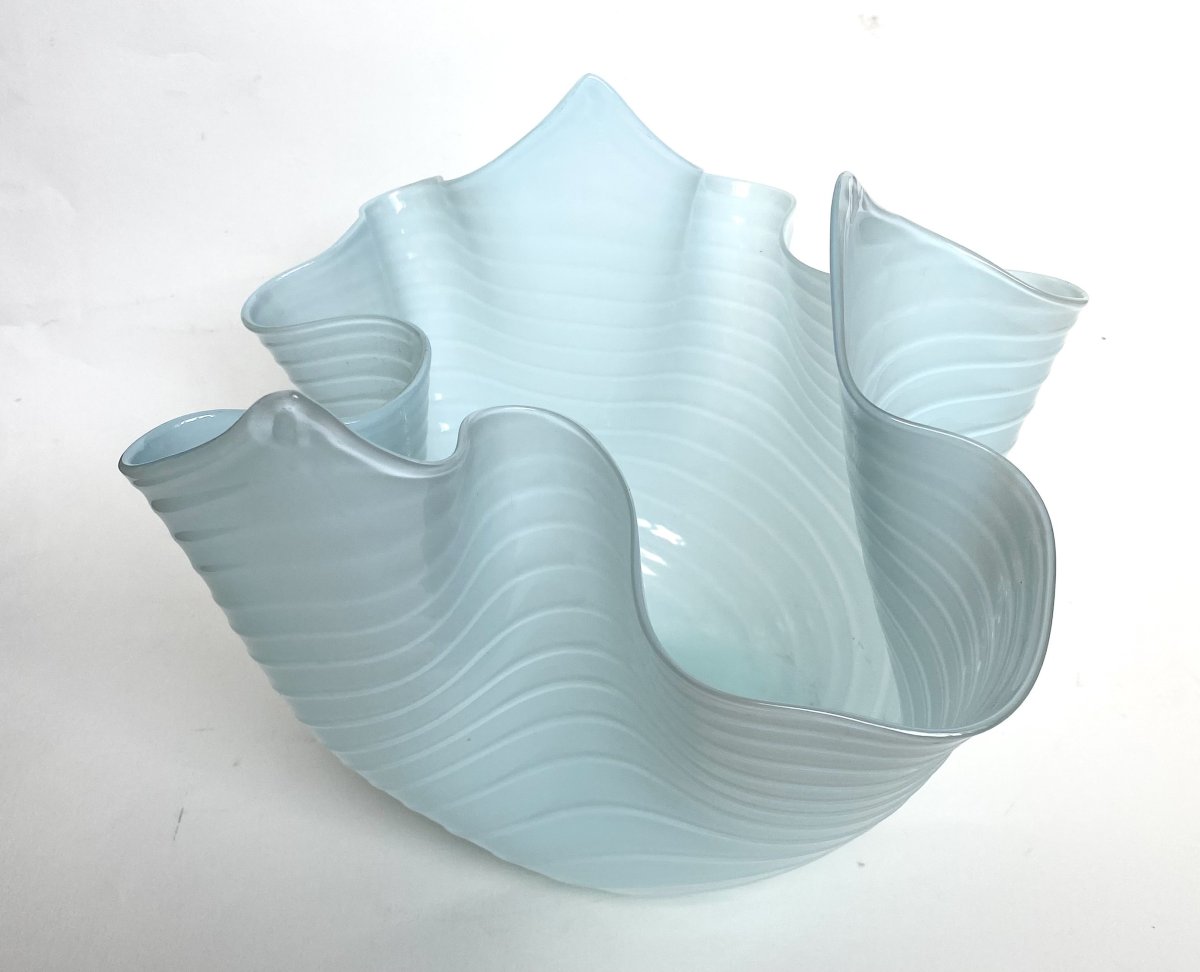 Murano.  Large Vase "fazzoletto" Attributed To Dino Martens For Toso. 1950s-60s