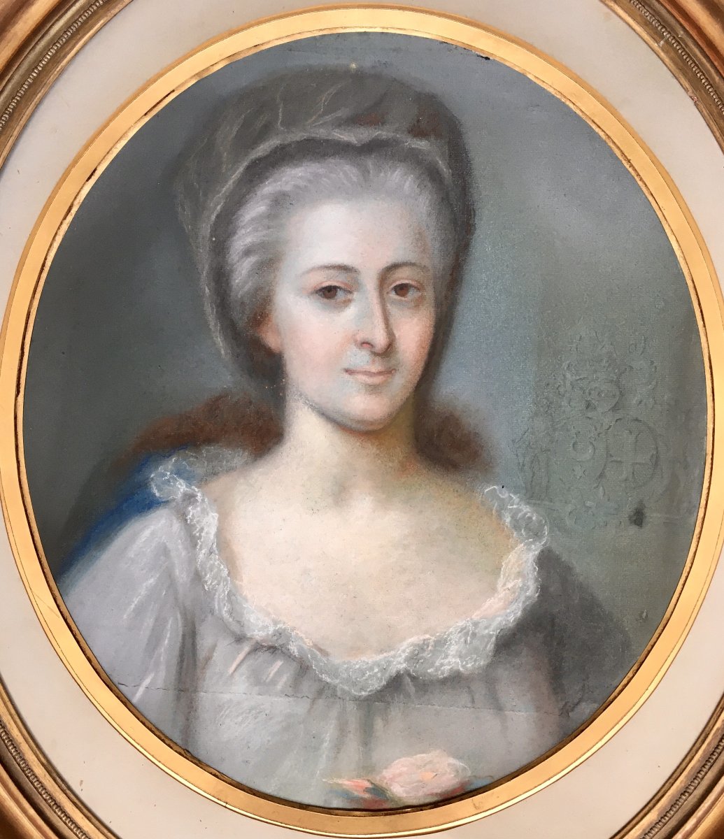 18th-century Portrait With Coat Of Arms, "woman With A Rose."-photo-3