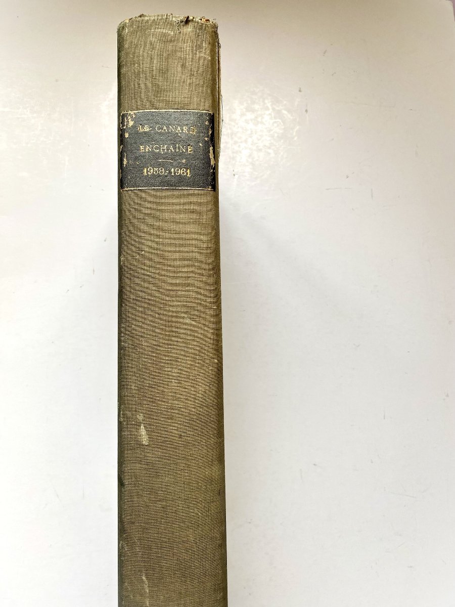 Le Canard Enchaîné. A Collection Of Issues From The Weekly Newspaper From 1958 To 1961.  -photo-2