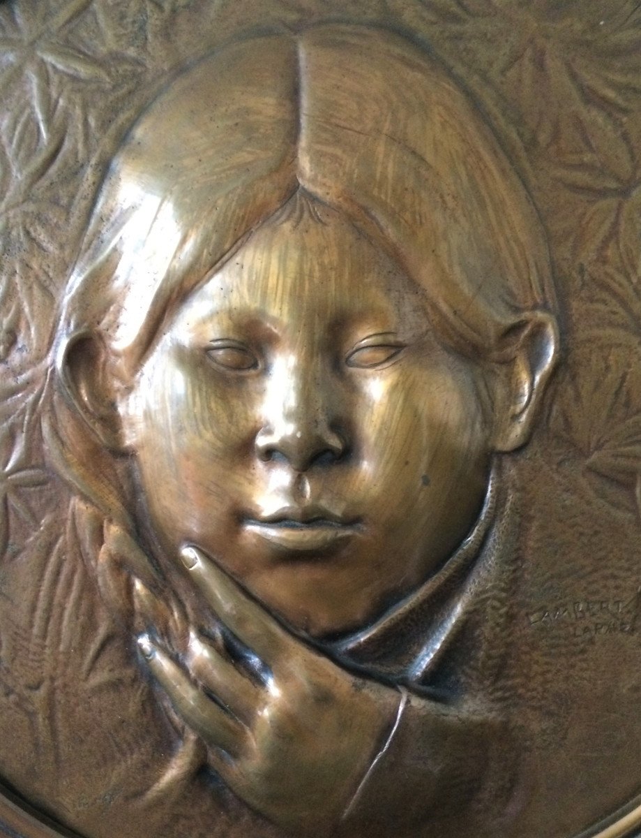 Art Nouveau. Léon Eugène Lambert. "La Paz" (la Paix). Bronze à patine naturelle. Bas-relief.-photo-2