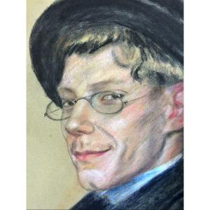 Pastel. 1904. "Jeune homme au chapeau ou autoportrait". Signé.