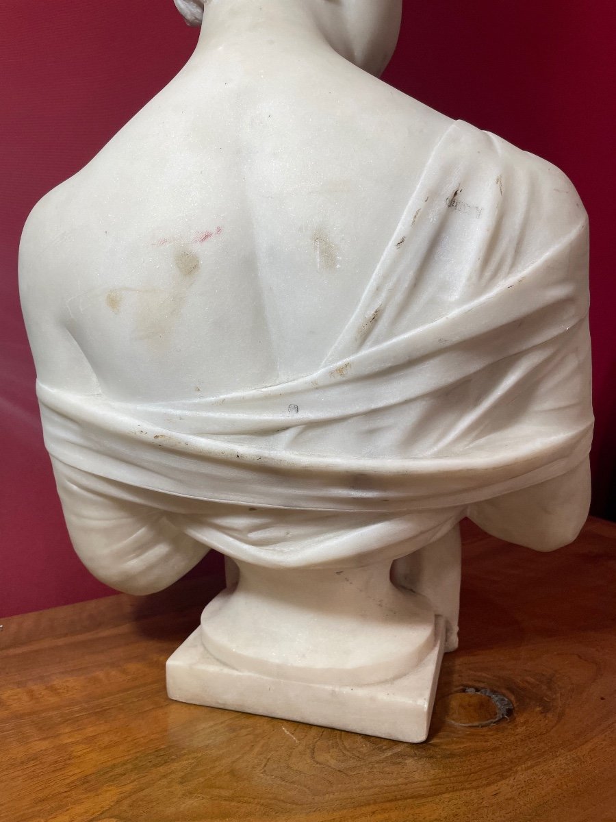 Bust Representing Madame Recamier In Carrara Marble-photo-2