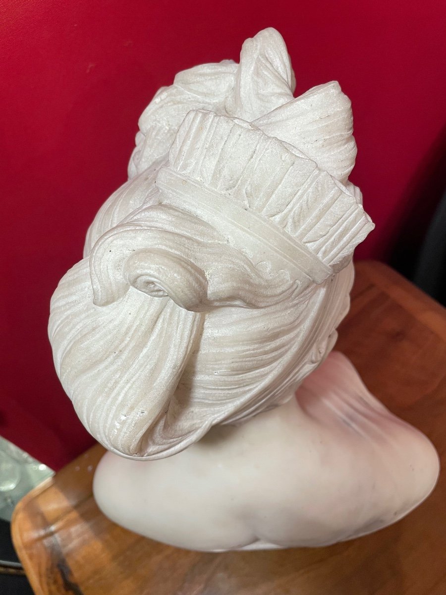 Bust Representing Madame Recamier In Carrara Marble-photo-3