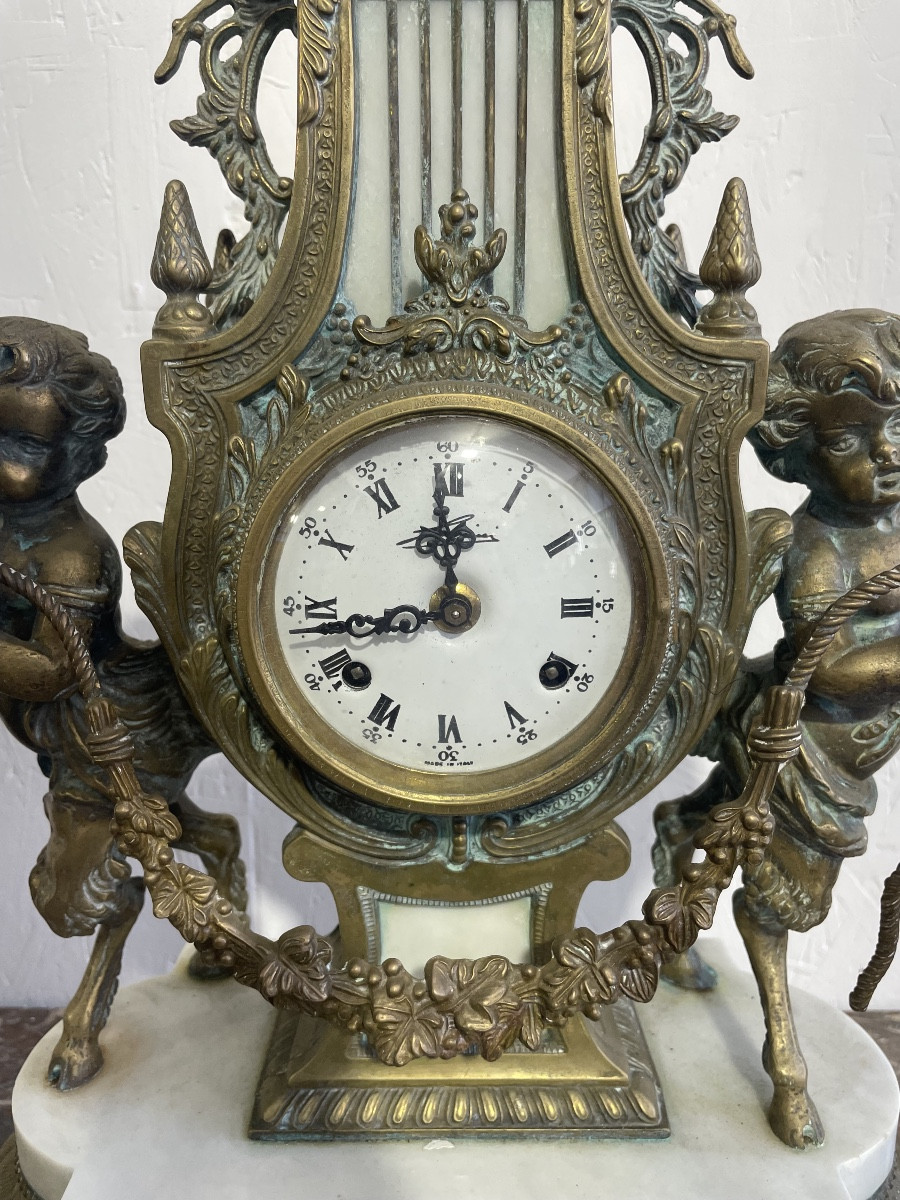Neoclassical Marble And Bronze Clock From The 19th Century -photo-3