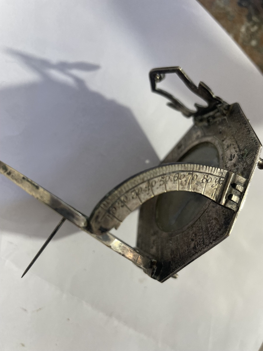 18th Century Silver-plated Bronze Sundial -photo-7