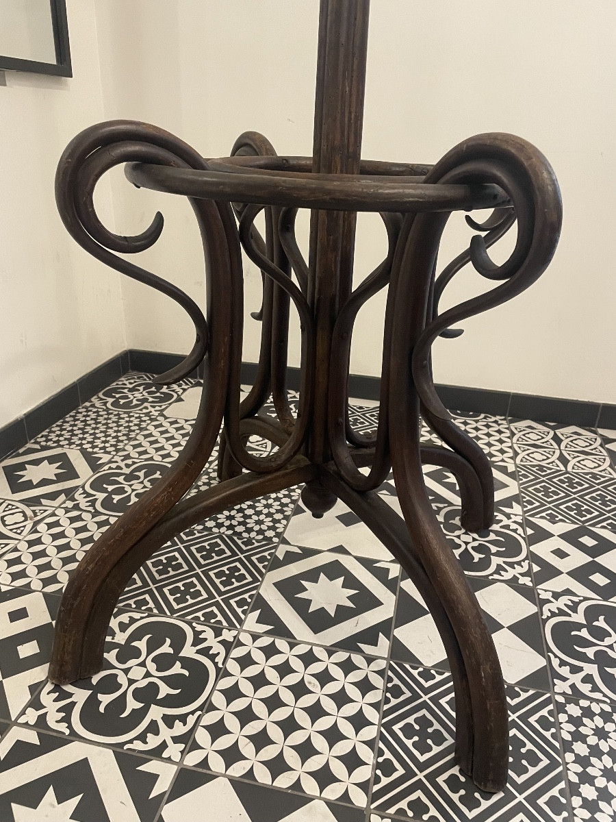Porte manteau de la maison Tonet en hêtre tourné. -photo-4