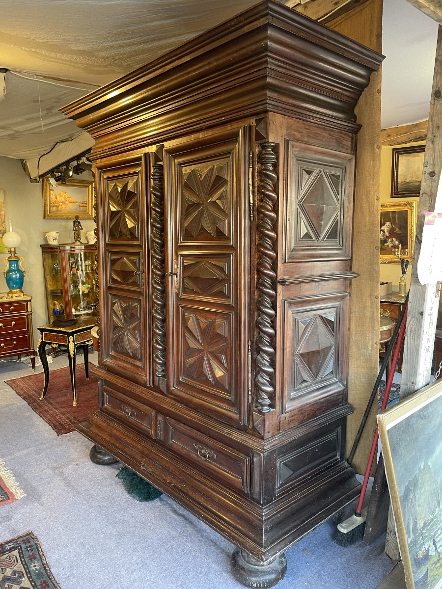 Louis XIII Walnut Wardrobe, Early 18th Century -photo-2