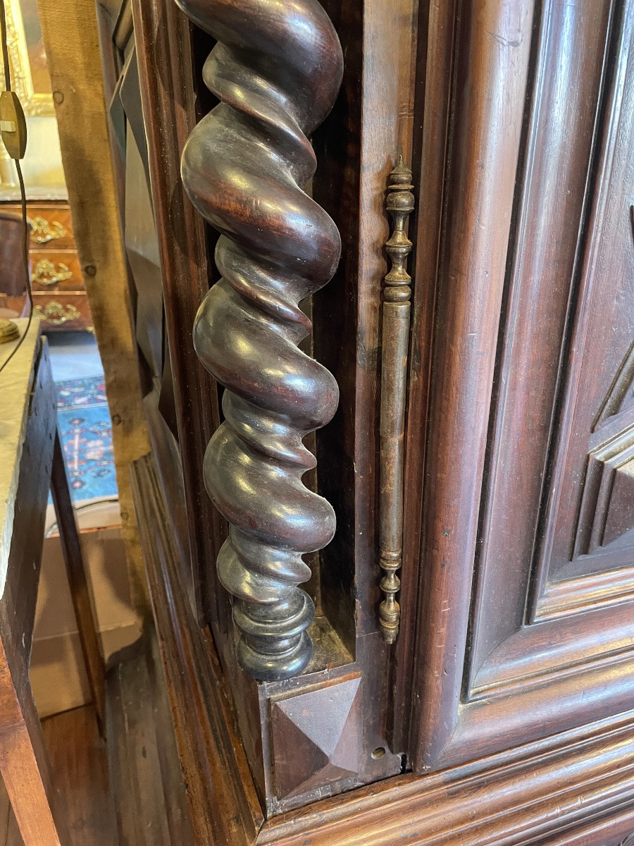 Louis XIII Walnut Wardrobe, Early 18th Century -photo-6