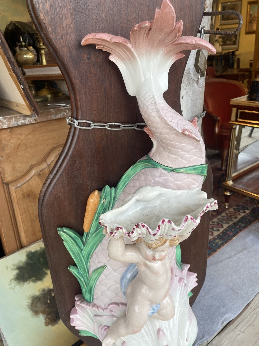 Fontaine au dauphin en Faeince de vieillard à Bordeaux -photo-3